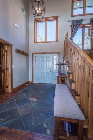 4728 Coopers Hawk Road, Klamath Falls, OR 97601