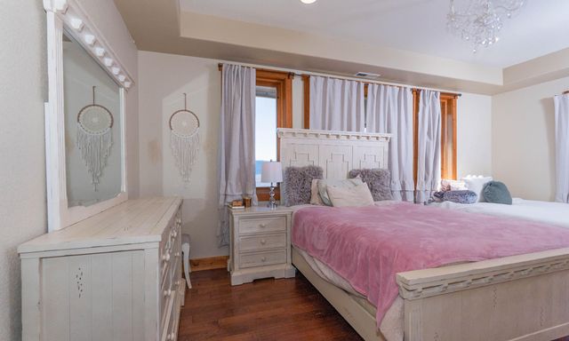 4728 Coopers Hawk Road, Klamath Falls, OR 97601