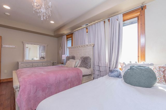 4728 Coopers Hawk Road, Klamath Falls, OR 97601