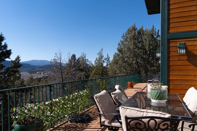 4728 Coopers Hawk Road, Klamath Falls, OR 97601