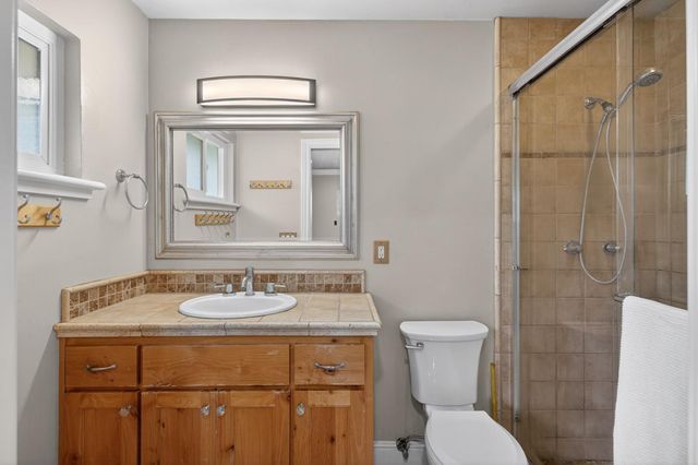 6187 Del Oro Rd, Granite Bay, CA 95746