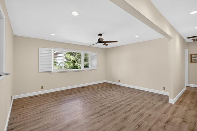 6187 Del Oro Rd, Granite Bay, CA 95746