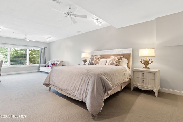 512 Medcalf Drive SW, Sunset Beach, NC 28468