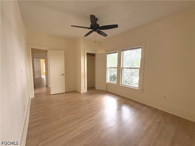 2156 Victoria AVE, Fort Myers, FL 33901