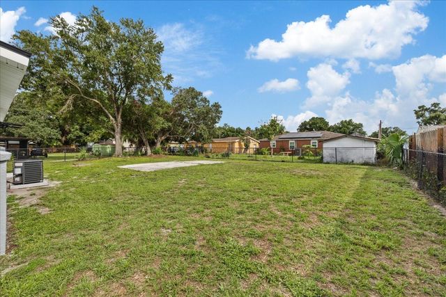 8303 BAHIA AVENUE, Tampa, FL 33619
