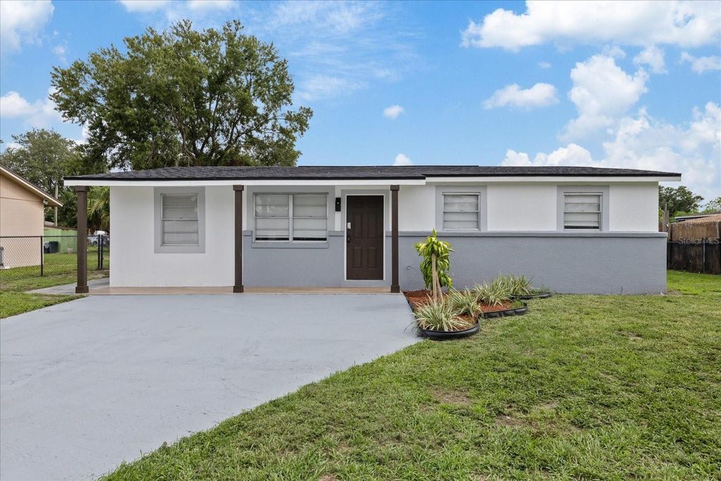 8303 BAHIA AVENUE, Tampa, FL 33619