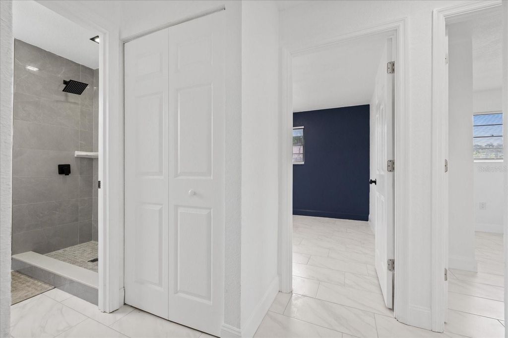 Image 31 of property listing at 8303 BAHIA AVENUE, Tampa, FL 33619