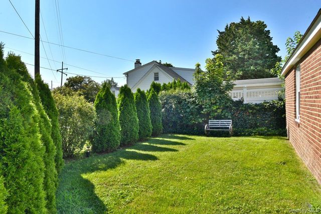 93 Gilmore Boulevard, Floral Park, NY 11001