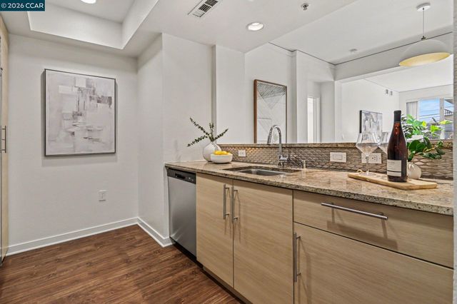 1655 N California Boulevard 114, Walnut Creek, CA 94596