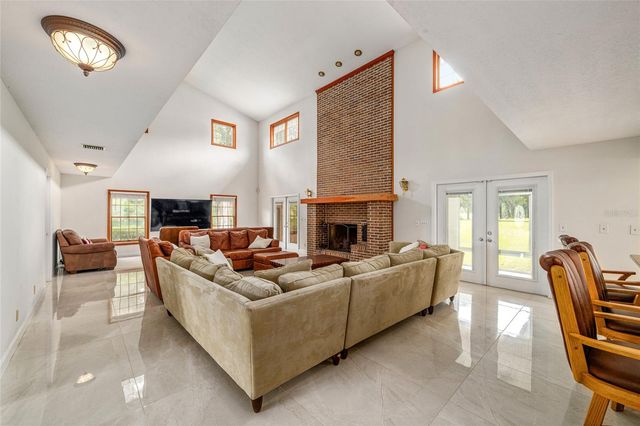 15725 SE 36TH AVENUE, Summerfield, FL 34491