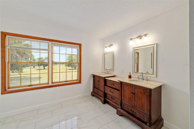 15725 SE 36TH AVENUE, Summerfield, FL 34491