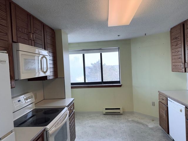 200 Burkhall St 502, Weymouth, MA 02190