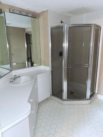 200 Burkhall St 502, Weymouth, MA 02190