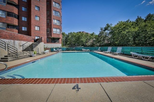 200 Burkhall St 502, Weymouth, MA 02190