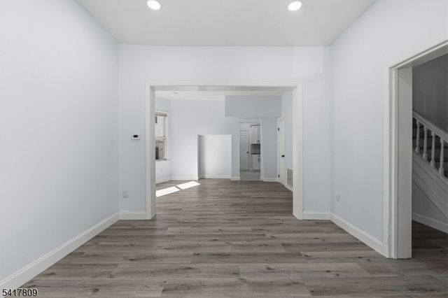 77 S Munn Ave, Newark City, NJ 07106