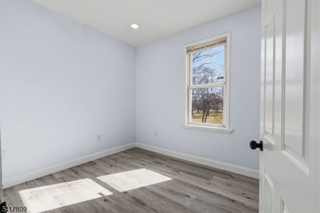 77 S Munn Ave, Newark City, NJ 07106