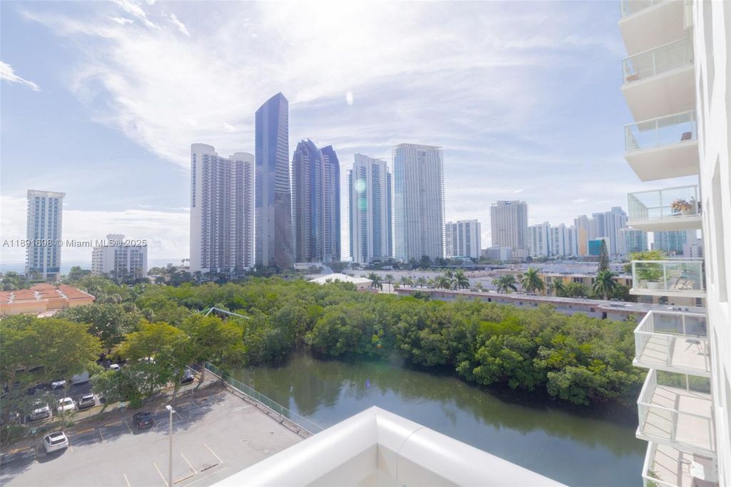 230 174th St 920, Sunny Isles Beach, FL 33160