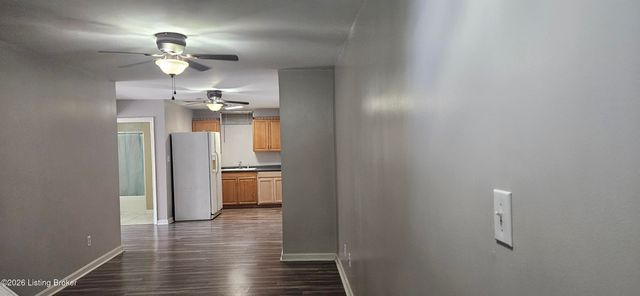9031 Lakewood Dr, Louisville, KY 40272