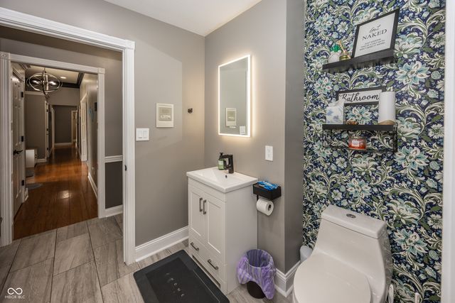 28 Patriot Court, Greenfield, IN 46140