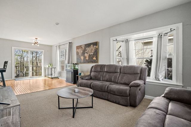 30 Turtle Brook Rd 30, Canton, MA 02021