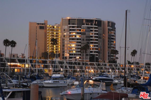 4267 Marina City 908, Marina Del Rey, CA 90292