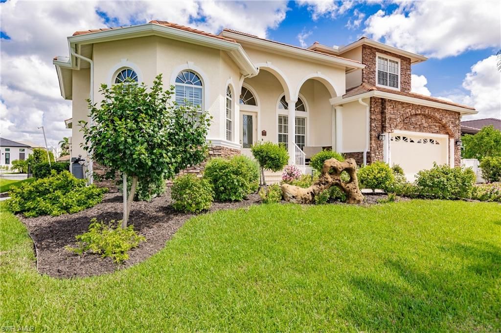 375 Conners AVE, Naples, FL 34108