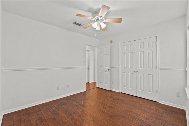 202 Pebble Walk Lane, Dickinson, TX 77539
