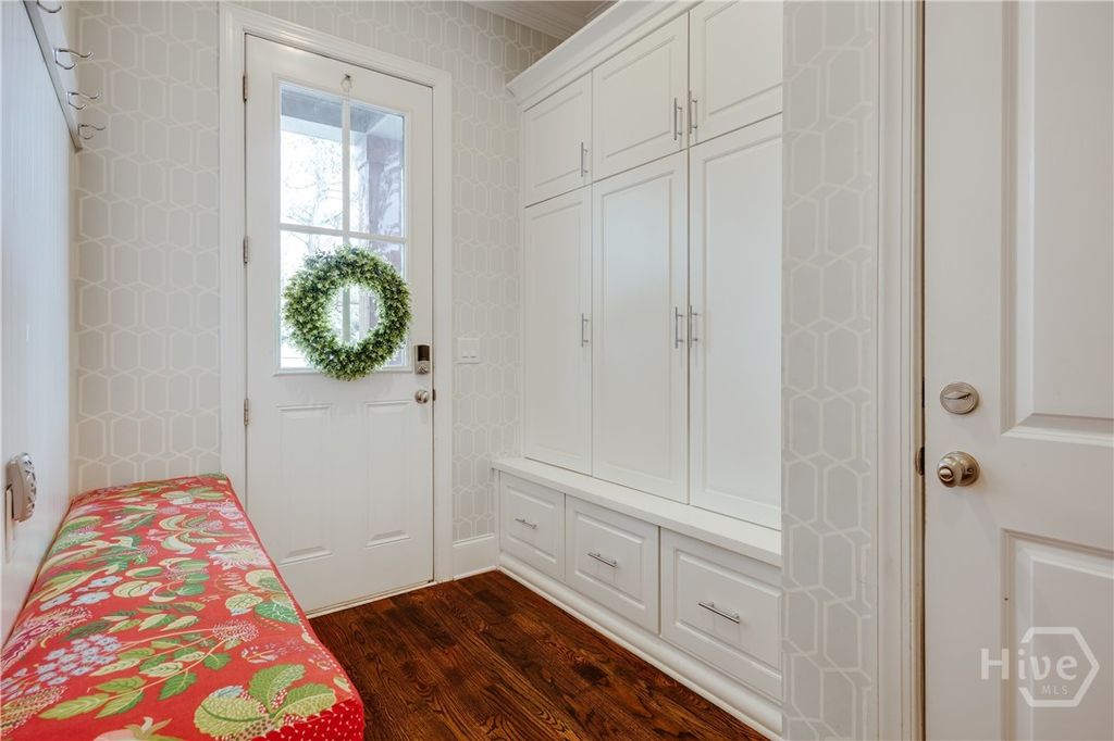 Image 15 of property listing at 1480 W Fitzgerald Lane, Watkinsville, GA 30677