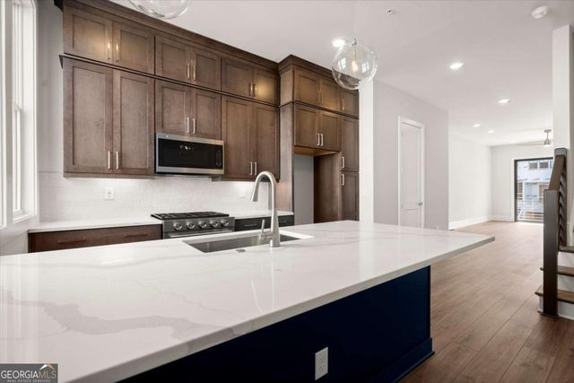 642 Soul Alley 105, Alpharetta, GA 30009