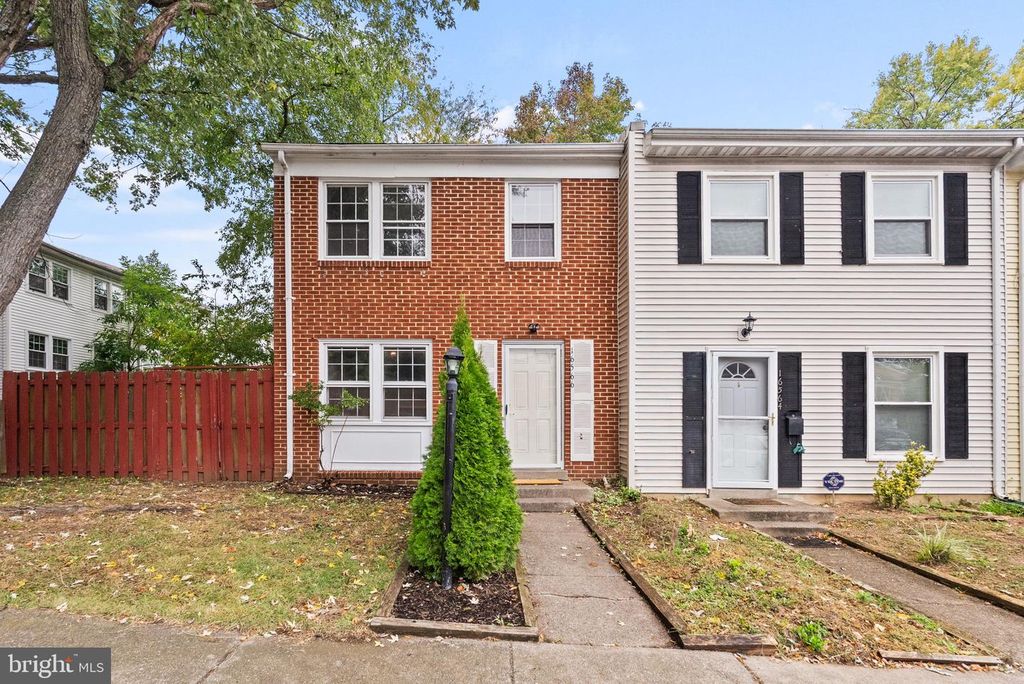 16566 SHERWOOD PL, Woodbridge, VA 22191