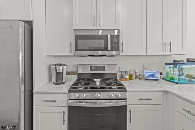 48 Harvest Way, Little Falls Twp., NJ 07424