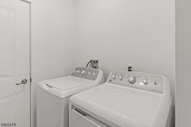 48 Harvest Way, Little Falls Twp., NJ 07424