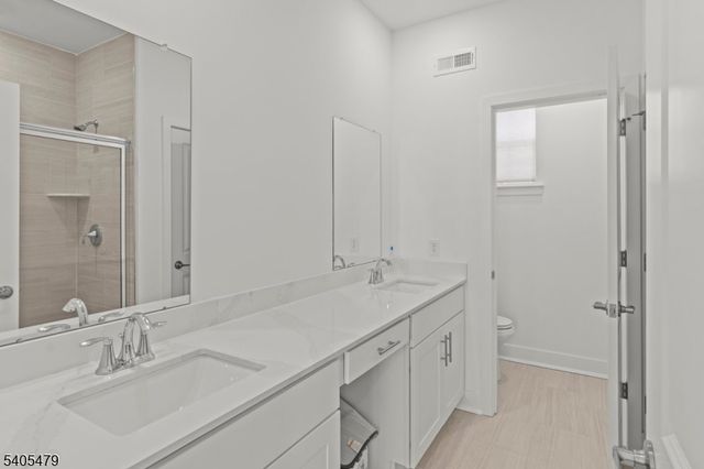 48 Harvest Way, Little Falls Twp., NJ 07424