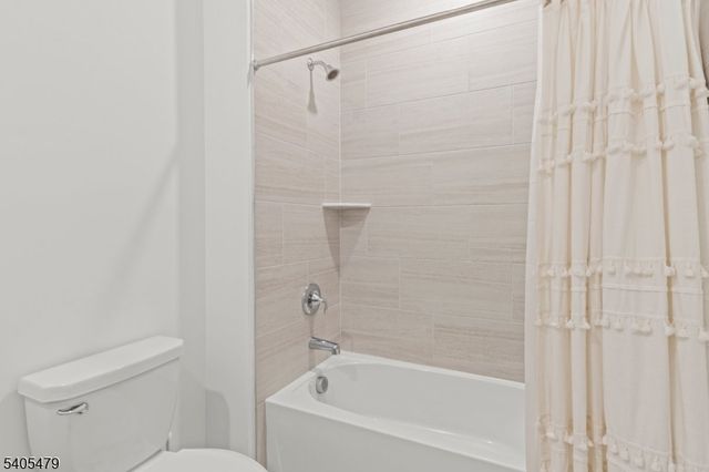 48 Harvest Way, Little Falls Twp., NJ 07424