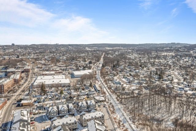 48 Harvest Way, Little Falls Twp., NJ 07424