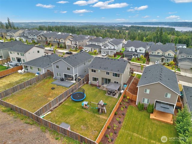 1328 Baker Heights Loop, Bremerton, WA 98312