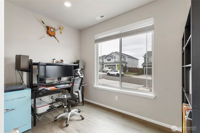 1328 Baker Heights Loop, Bremerton, WA 98312