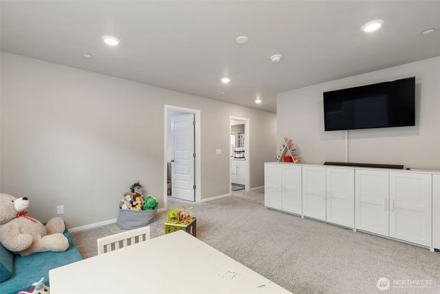 1328 Baker Heights Loop, Bremerton, WA 98312