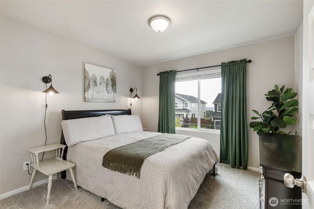 1328 Baker Heights Loop, Bremerton, WA 98312