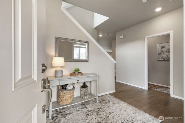 1328 Baker Heights Loop, Bremerton, WA 98312