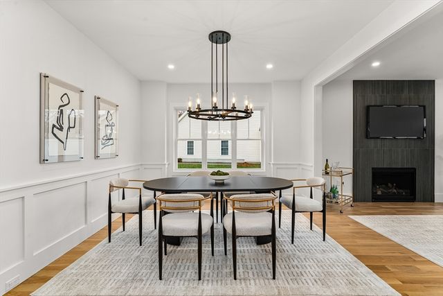 6 Callahan Drive, Woburn, MA 01801