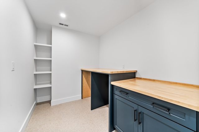 6 Callahan Drive, Woburn, MA 01801