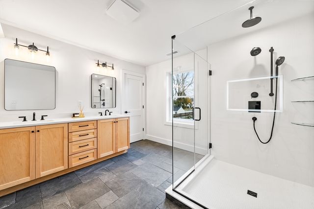 6 Callahan Drive, Woburn, MA 01801