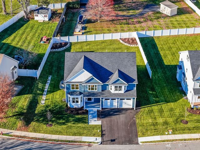 6 Callahan Drive, Woburn, MA 01801