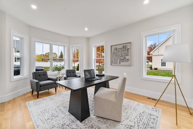 6 Callahan Drive, Woburn, MA 01801