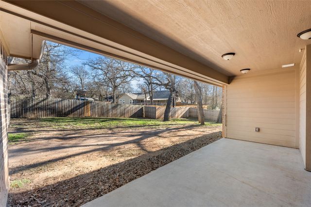 106 QUAIL Creek, Waco, TX 76705