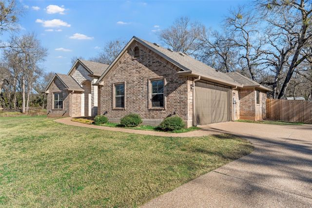 106 QUAIL Creek, Waco, TX 76705