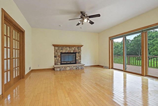 7004 286th AVENUE, Salem, WI 53168