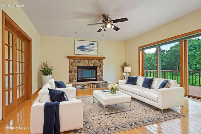 7004 286th AVENUE, Salem, WI 53168