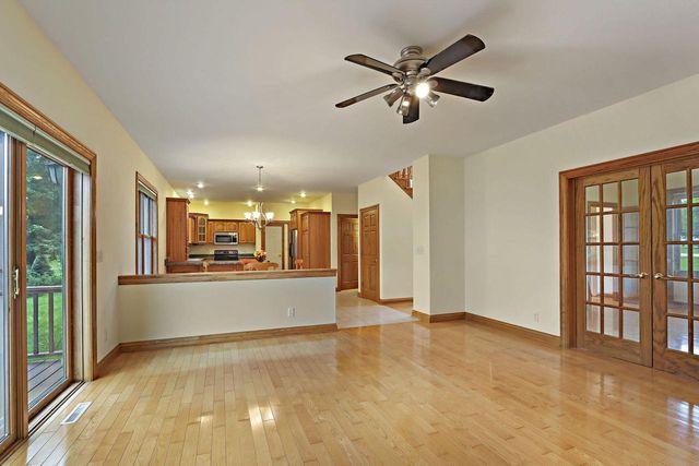 7004 286th AVENUE, Salem, WI 53168